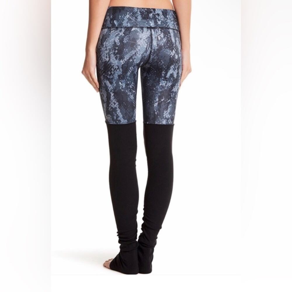 Alo Yoga Goddess‎ Leggings Women Small Black Grey Excellent Ribbed Snakeskin